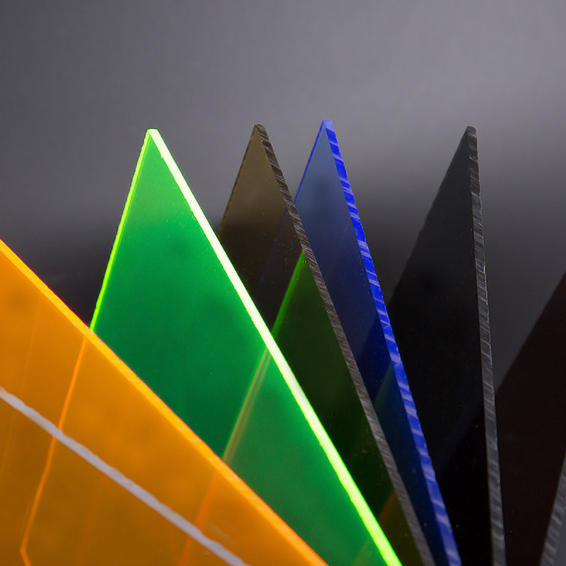 Durchscheinend farbenfrohe Acrylblatt